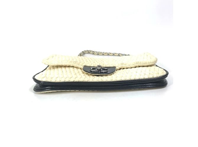 Borsa a spalla in pelle bianca Chanel Bianco - vista 5