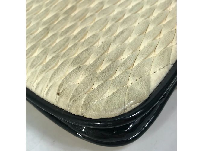 Borsa a spalla in pelle bianca Chanel Bianco - vista 9