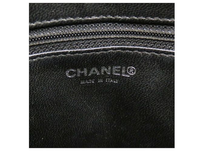 Borsa Chanel Reissue in pelle caviar nera Nero - vista 10