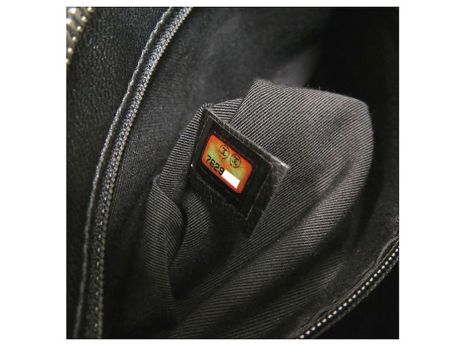 Borsa Chanel Reissue in pelle caviar nera Nero - vista 11