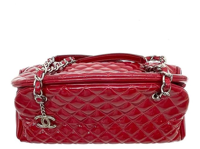 Bowling Borsa Chanel Rossa in vernice Rosso - vista 3