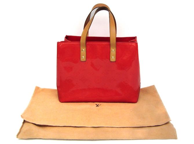 Borsa Louis Vuitton Monogram Vernis Reade PM Rosso - vista 14