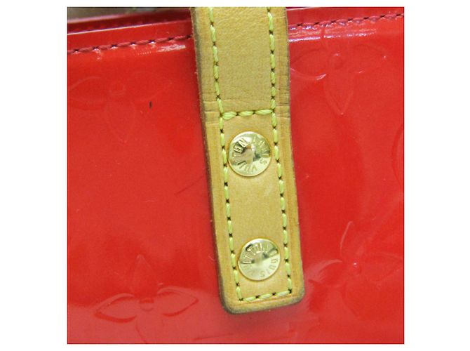 Borsa Louis Vuitton Monogram Vernis Reade PM Rosso - vista 9