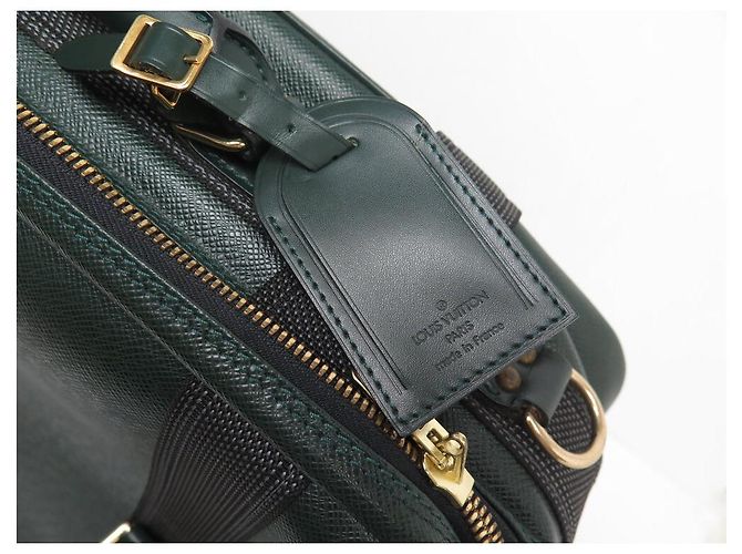 BORSA DA VIAGGIO LOUIS VUITTON SATELLITE 55 IN PELLE TAIGA VERDE - vista 11