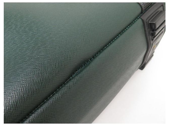 BORSA DA VIAGGIO LOUIS VUITTON SATELLITE 55 IN PELLE TAIGA VERDE - vista 9