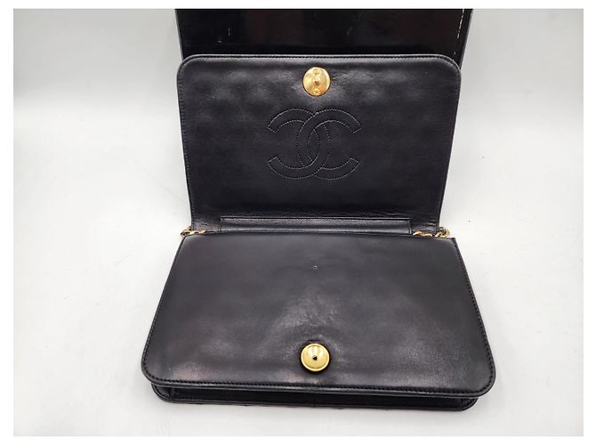 Chanel Classico Senza Tempo con Patta Singola Trapuntata Nero - vista 12