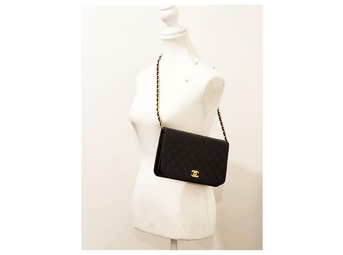 Chanel Classico Senza Tempo con Patta Singola Trapuntata Nero - vista 21