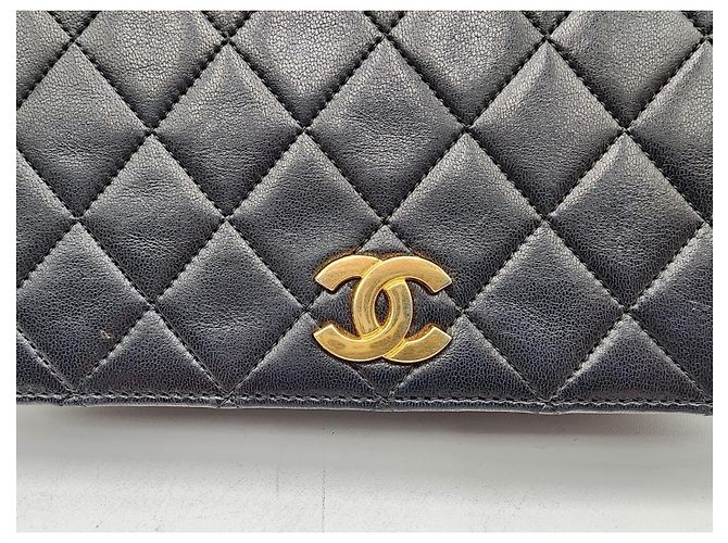 Chanel Classico Senza Tempo con Patta Singola Trapuntata Nero - vista 4
