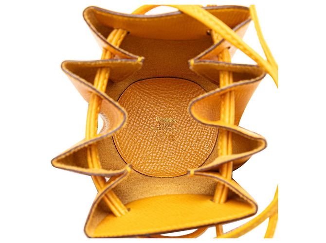 Hermès Pochette Vespa Hermes in Giallo - vista 5