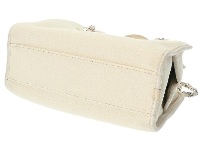 Borsa da bowling Chanel Deauville Bianco sporco - vista 4