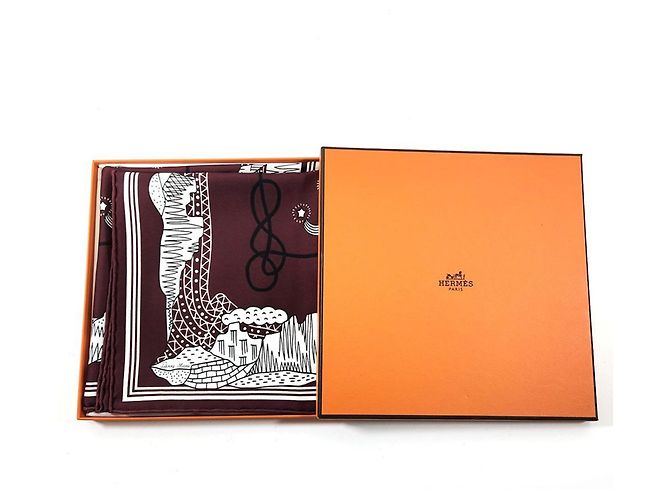 Hermès Carré 55 Schal in Bordeaux - Ansicht 5
