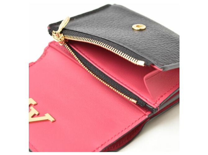 Capucines Billetera plegable Taurillon Noir Louis Vuitton Negro - vista 11