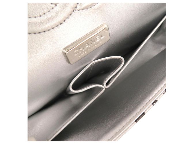Borsa a spalla Chanel Matelassé 25 Stampa a Doppio Faldone Nero Argento - vista 8