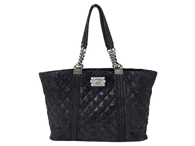 Borsa Tote Chanel Boy in suede nero - vista 2