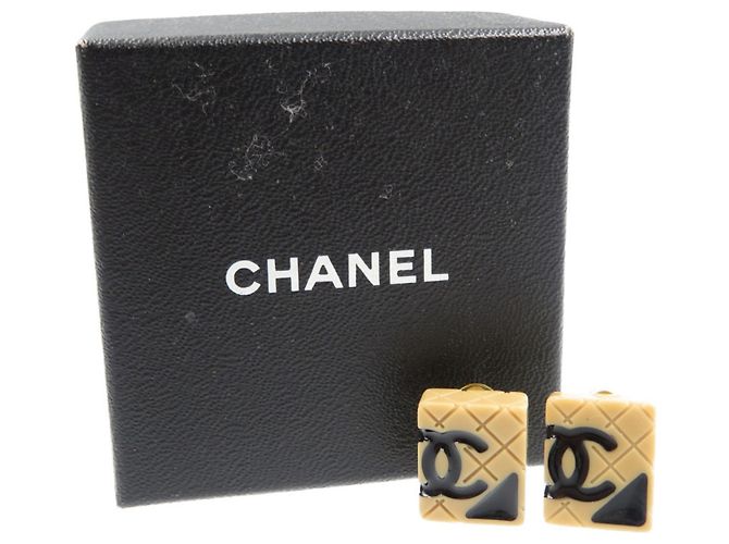 Orecchini Clip Coco Mark della linea Cambon di Chanel Nero Beige - vista 3
