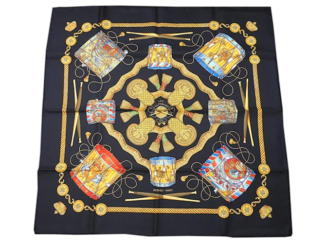Sciarpa Hermès Carré 90 in nero e oro D'oro - vista 11