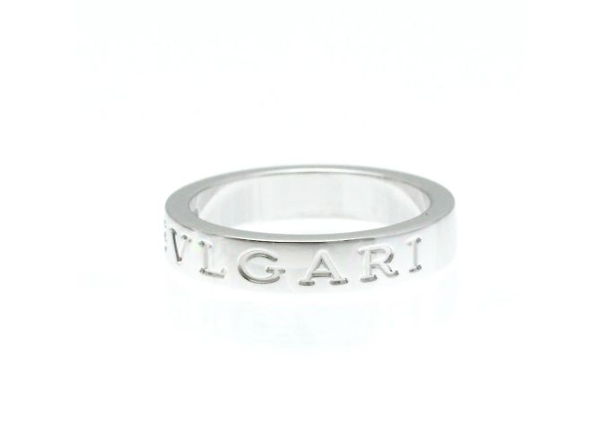 Bulgari Anello in oro bianco con doppio logo Bvlgari e diamanti - vista 3