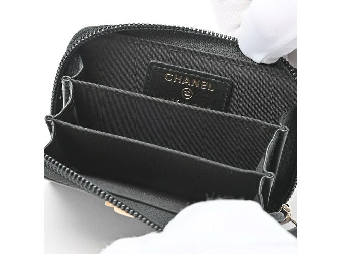 Monedero redondo Chanel Boy Negro Dorado - vista 5