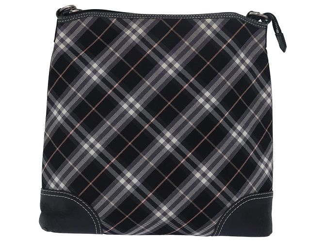 Borsa a spalla Burberry Nova Check Blue Label in nylon nero Auth 80167 - vista 2