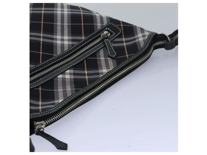 Borsa a spalla Burberry Nova Check Blue Label in nylon nero Auth 80167 - vista 6