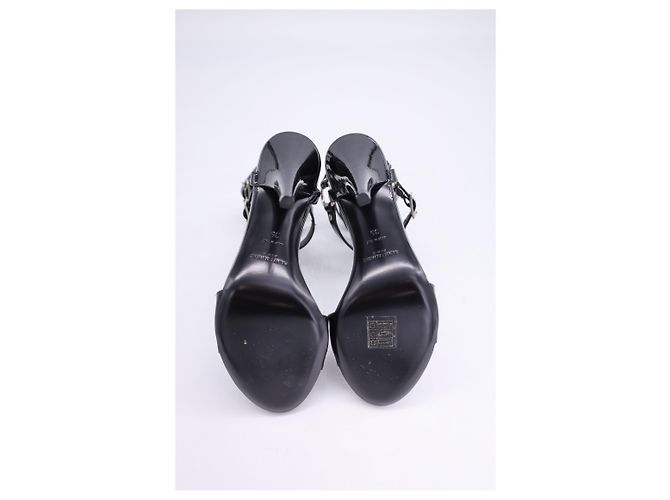 Saint Laurent Ankle Cage Strap Heels aus schwarzem Lackleder - Ansicht 16