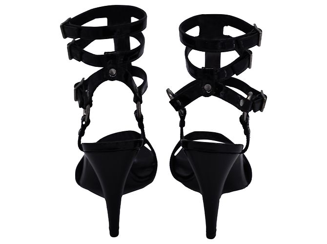 Saint Laurent Ankle Cage Strap Heels aus schwarzem Lackleder - Ansicht 5