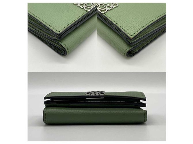 Cartera compacta de cuero Loewe trifold verde - vista 3