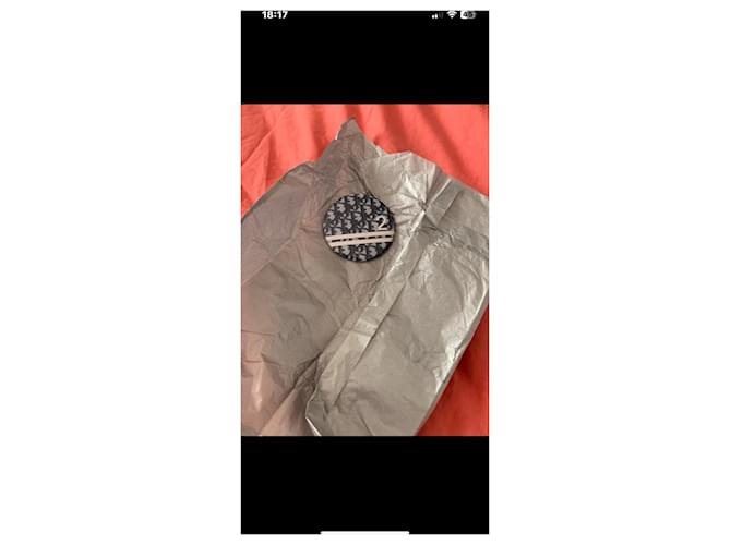 Spilla rotonda Dior Monogramma blu - vista 2