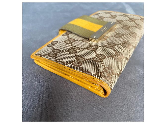 Cartera Gucci GG Canvas Bi Fold Web Beige - vista 3