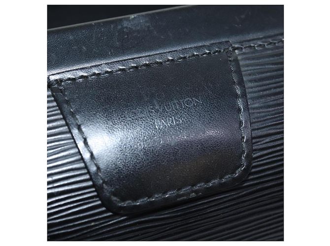 LOUIS VUITTON Epi Serviette Fermoir Borsa Business Nera M54352 LV Auth 80273 Nero - vista 18