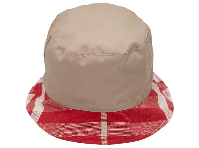 Cappello bucket Burberry beige e rosso con bordo motivo Nova Check - vista 3