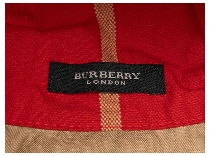 Cappello bucket Burberry beige e rosso con bordo motivo Nova Check - vista 5