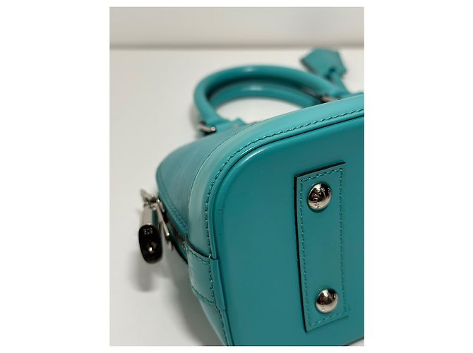 Louis Vuitton Alma BB Pelle Epi Turchese - vista 12