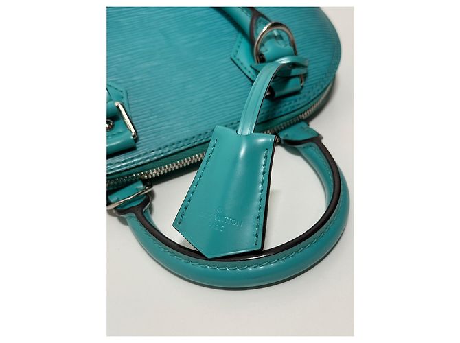 Louis Vuitton Alma BB Pelle Epi Turchese - vista 17
