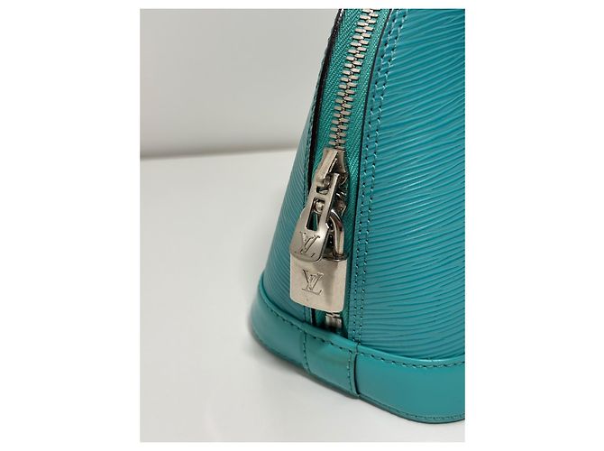 Louis Vuitton Alma BB Pelle Epi Turchese - vista 6