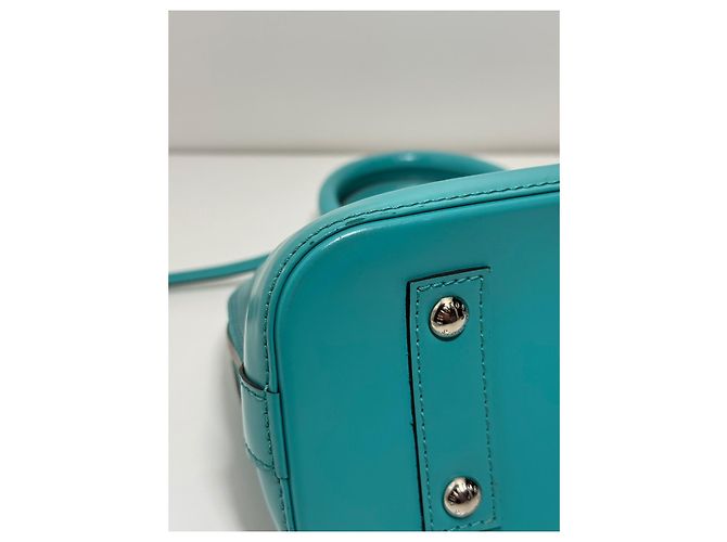 Louis Vuitton Alma BB Pelle Epi Turchese - vista 10