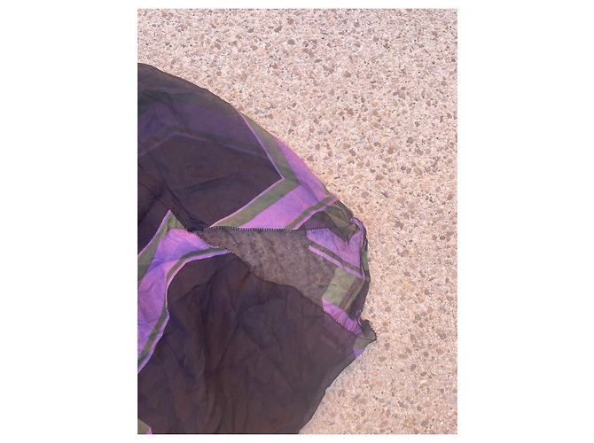 Prada Abito in seta plissettata multicolor nero / viola / verde / blu navy Multicolore - vista 4
