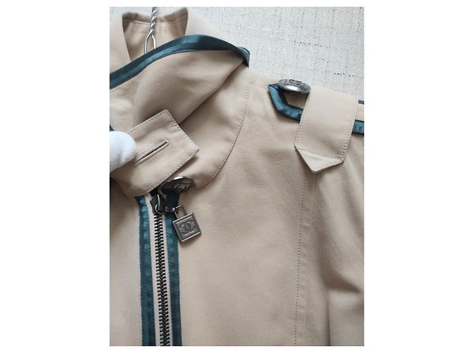 Selten! Chanel 2008 08P Jacke 2008 Karl Lagerfeld CC-Logo-Buttons Beige - Ansicht 12