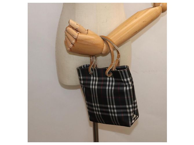 Borsa a mano in nylon nero con motivo Nova Check di BURBERRY Auth bs15673 - vista 18