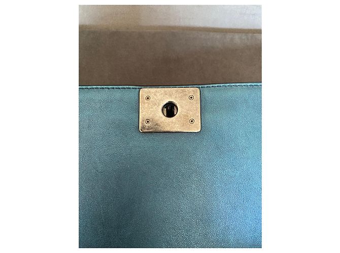 Chanel Borsa Boy Flap Blu Pelle Perforata - vista 18