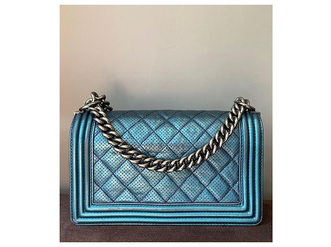 Chanel Borsa Boy Flap Blu Pelle Perforata - vista 4