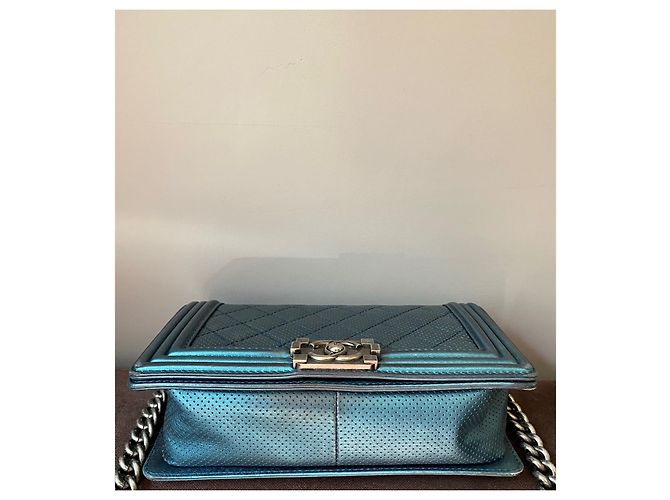 Chanel Borsa Boy Flap Blu Pelle Perforata - vista 8