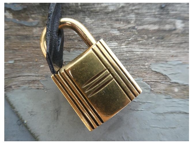 campanella, tirante e lucchetto hermès per borsa hermès kelly vintage circa 1950/60 Gold hardware - vista 3