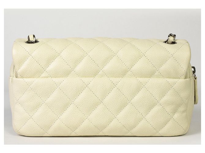 Borsa a Spalla Matelassé Chanel Bianco sporco - vista 3