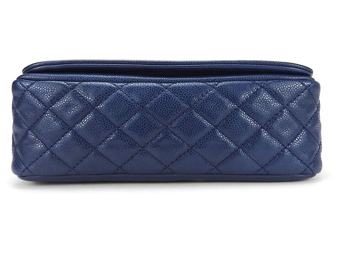 Borsa a spalla in pelle caviar trapuntata Chanel Blu navy - vista 4