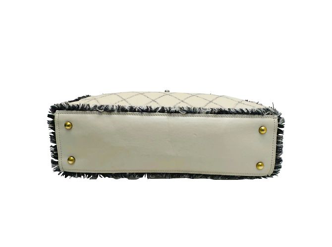 Borsa a catena matelassé Chanel Coco Mark Nero Beige - vista 3