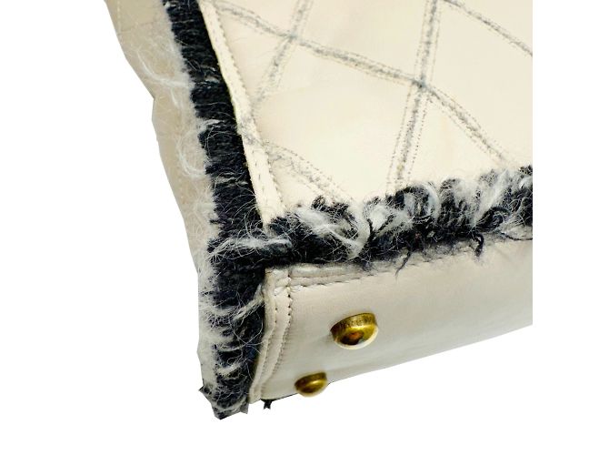 Borsa a catena matelassé Chanel Coco Mark Nero Beige - vista 6