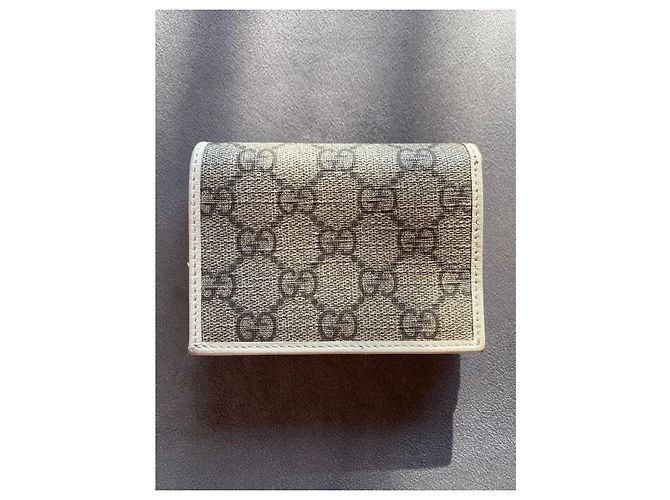 Billetera compacta Gucci Horsebit 1955 GG Supreme Cuero Blanco - vista 2