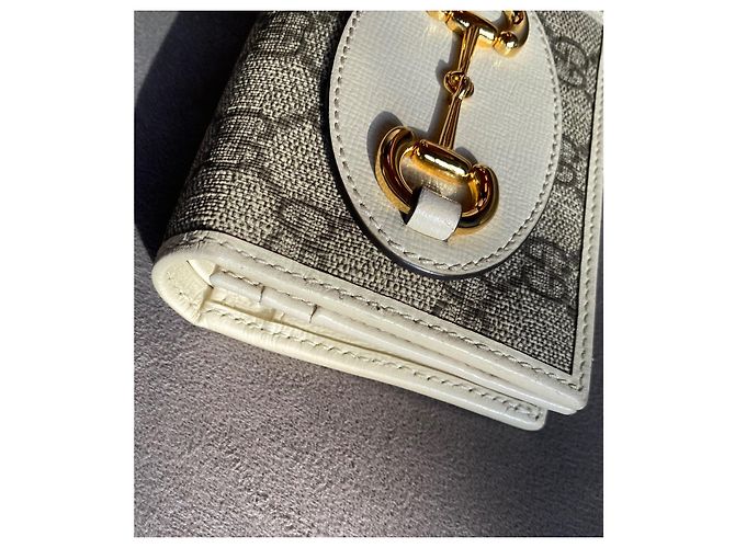 Billetera compacta Gucci Horsebit 1955 GG Supreme Cuero Blanco - vista 4