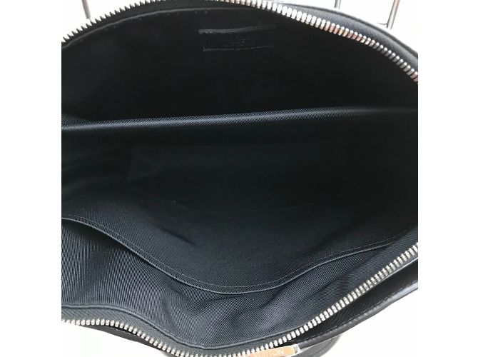 Bolso Tote Anton en Taiga Louis Vuitton Negro - vista 9
